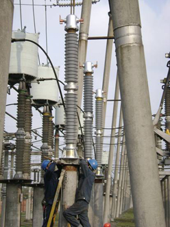 在四川省最重要的樞紐站——500kv洪溝變電站安裝調試的POSS-OCT光學電流互感器