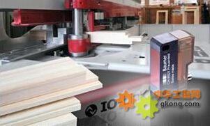  堡盟 帶IO-Link的光電傳感器